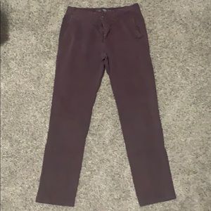 Men’s maroon pants